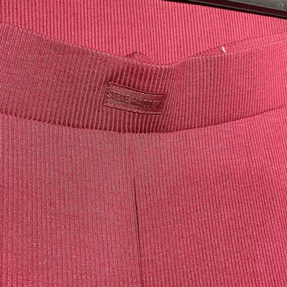 Steve Madden Women's Ribbed Sleep Tee/pants set - Zinfande XL - Picture 6 of 11